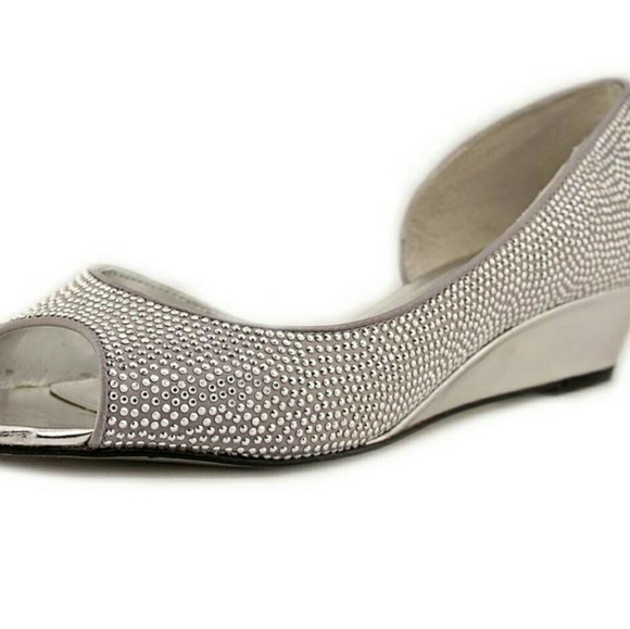 Nina Rally Open Toe Synthetic Wedge Sandal - Picture 1 of 8
